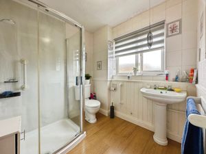 Bathroom- click for photo gallery